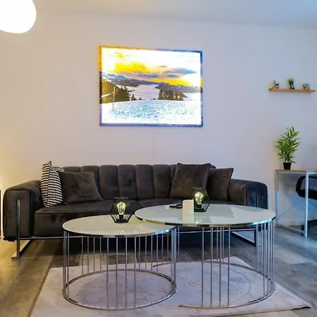 Zentrale In Modern Und Schick * Düsseldorf